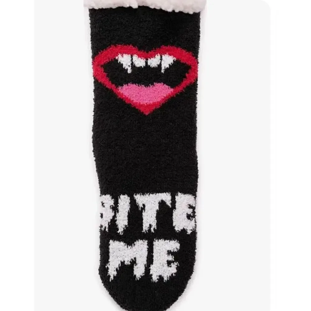2x betsey johnson footie & calf cabin fur slipper socks nwt s/m or L/xl vampire